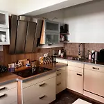 Appartement Idyllisches Haus In Direkt An Der Saale