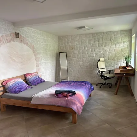 Idyllisches Haus In Direkt An Der Saale 公寓 耶拿