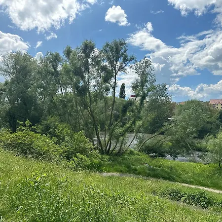 Apartament Idyllisches Haus In Direkt An Der Saale Jena