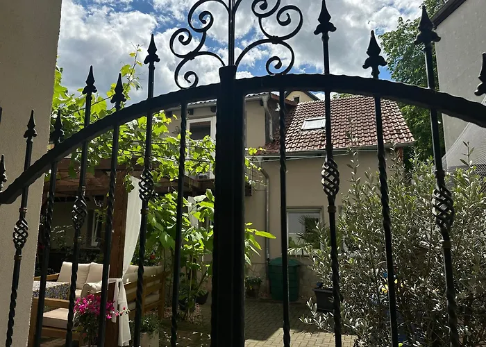 Idyllisches Haus In Direkt An Der Saale *